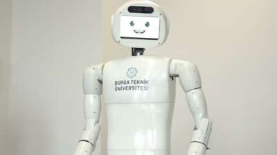 BTÜ’de yapay zeka destekli insansı robot geliştirildi