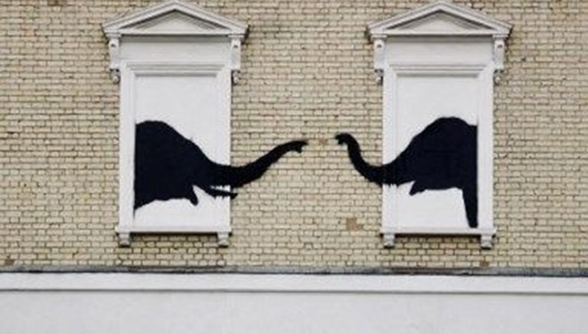 Banksy’den 24 saat içinde ikinci eser
