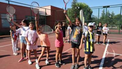 Nilüfer Yaz Spor Okulları’na 7 bin 500 öğrenci katıldı