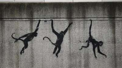 Gizemli sokak sanatçısı Banksy’den 3 günde 3 yeni eser