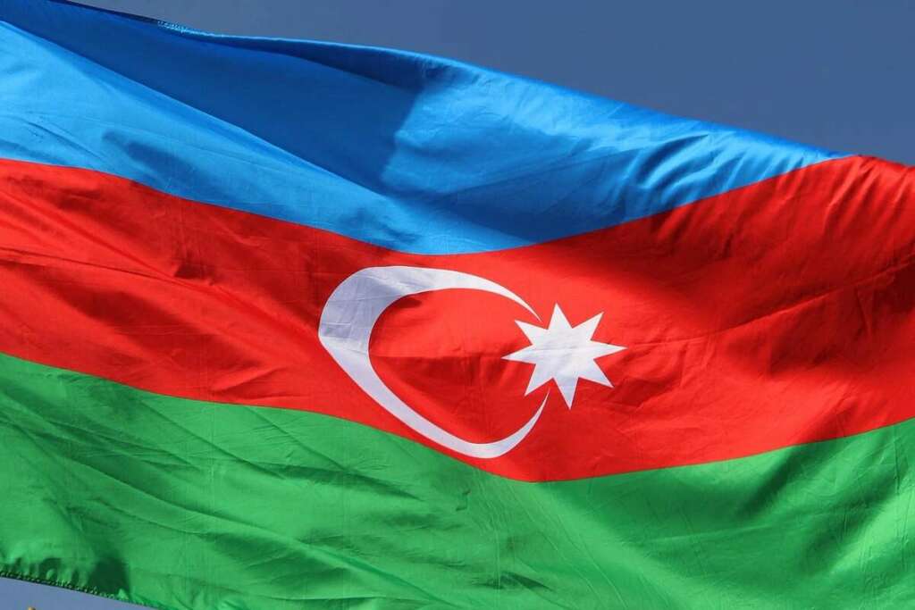 Azerbaycan, Lübnan’daki vatandaşlarını geri çağırdı Azerbaycan, Lübnan’daki vatandaşlarını geri çağırdı