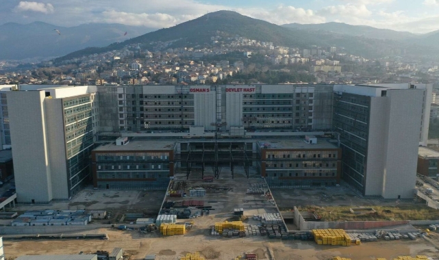 Erdoğan 3 ay demişti… Bursa’da o hastanenin açılamamasına Türkoğlu’ndan tepki