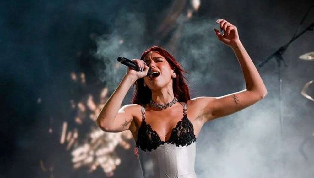 Dua Lipa’dan sektör değişikliği!