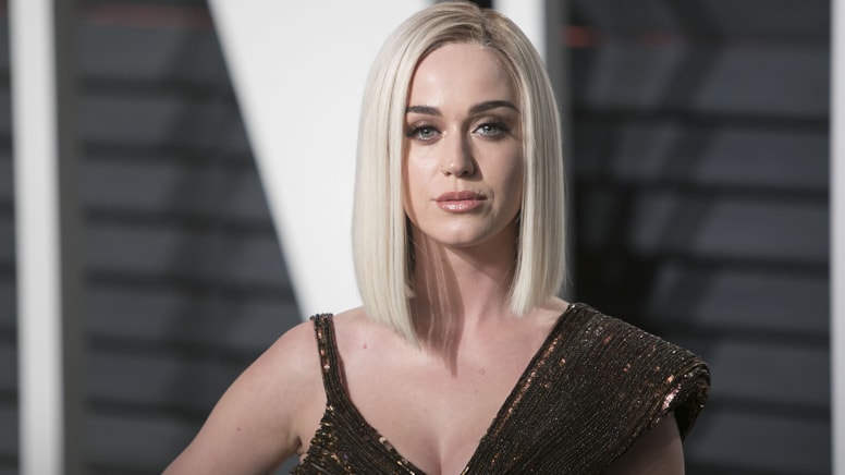 Ünlü şarkıcı Katy Perry’e ‘izinsiz çekim’ soruşturması