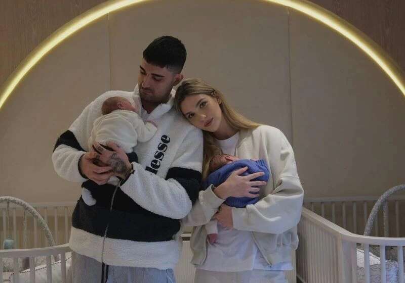 İdo ve Yasemin Şefkatli ikiz bebekleriyle Bodrum tatilinde!
