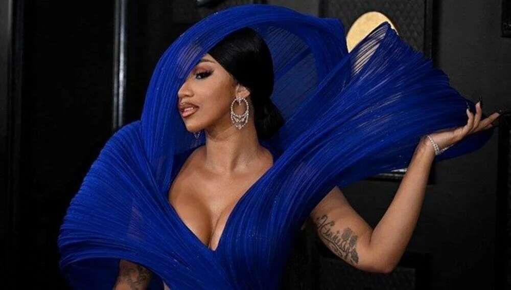 Boşanma davası açan Cardi B üçüncü kez hamile