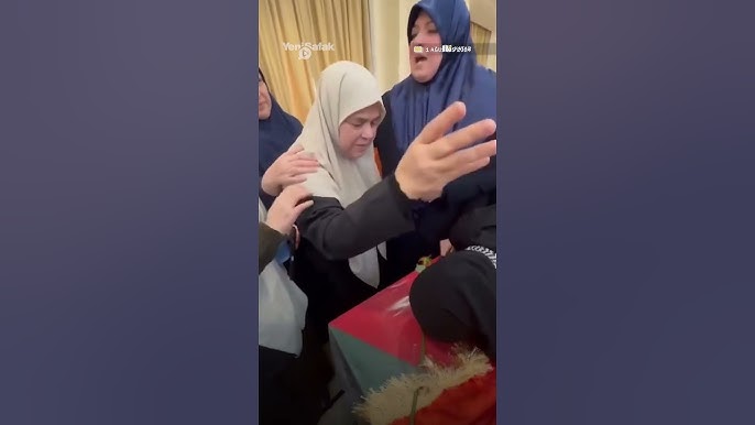 İsmail Haniye’nin eşi Ümmü Abdusselam: “Bütün kararlılığımızı ve sabrımızı senden aldık” İsmail Haniye’nin eşi Ümmü Abdusselam: “Bütün kararlılığımızı ve sabrımızı senden aldık”