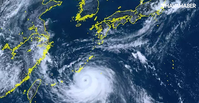 Japonya’da Ampil Tayfunu alarmı: 497 uçuş iptal edildi