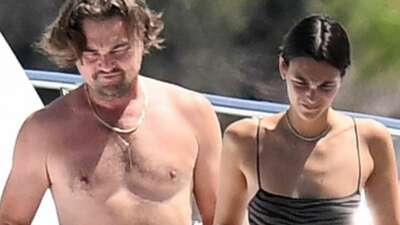 Leonardo DiCaprio’ya denizanası şoku