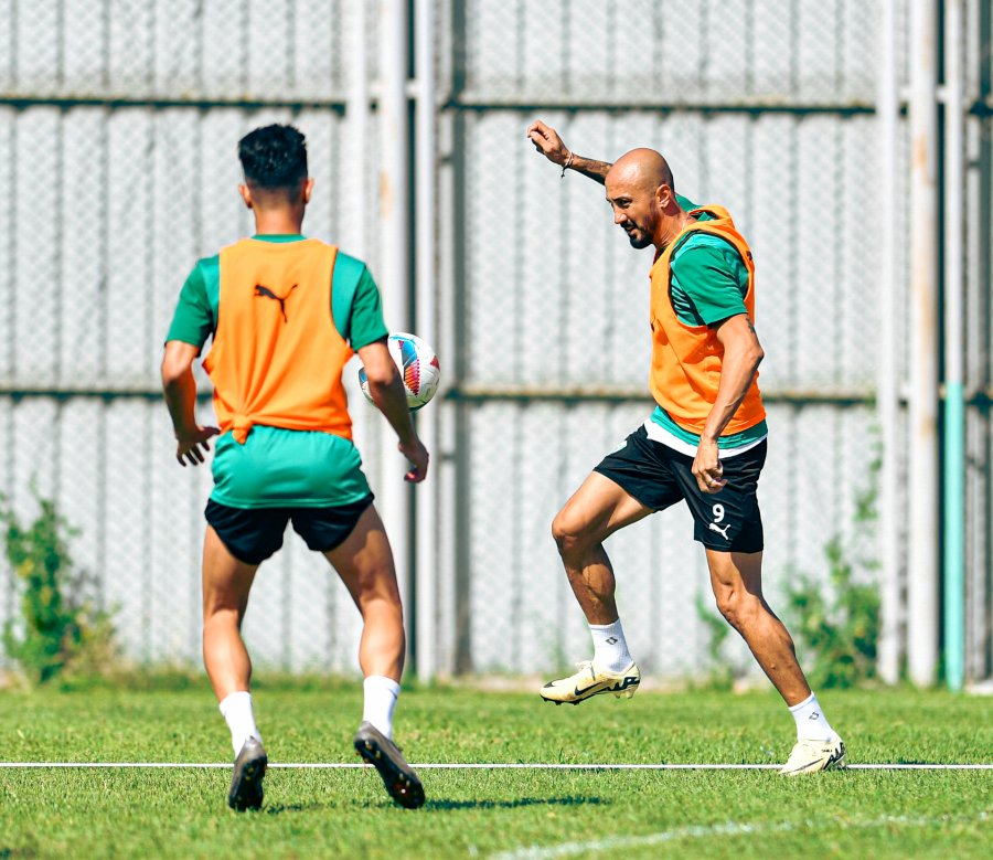 Bursaspor’da tempo artıyor