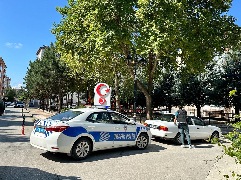 Kastamonu’da silahlı saldırgan paniği: İki kişiyi yaraladı