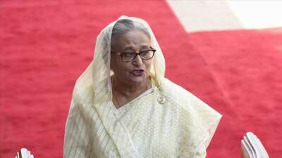 Bangladeş’te ülkeden kaçan Hasina’ya cinayet soruşturması