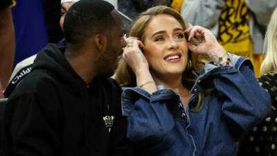 Adele ve Rich Paul nişanlandı