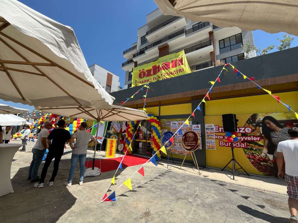 Özhan Market Kayapa şubesi hizmete açıldı