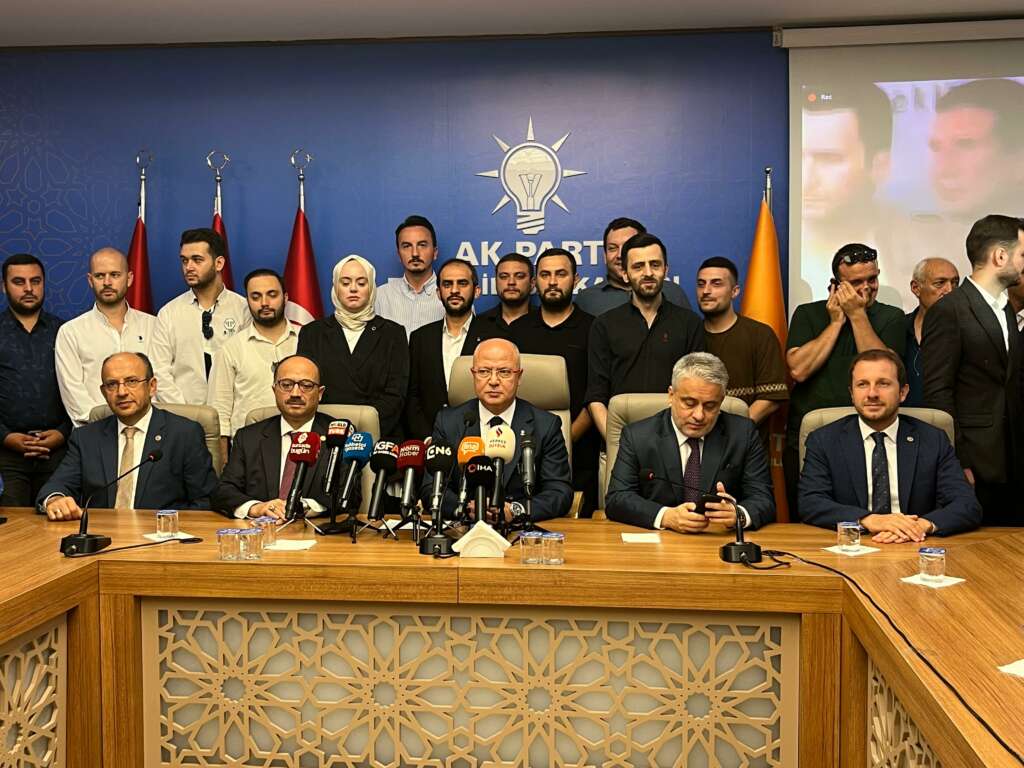 AK Parti Bursa’dan vefa buluşması