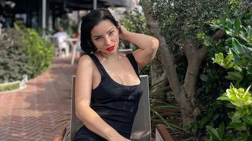 Merve Boluğur’un keyfini kaçırdılar