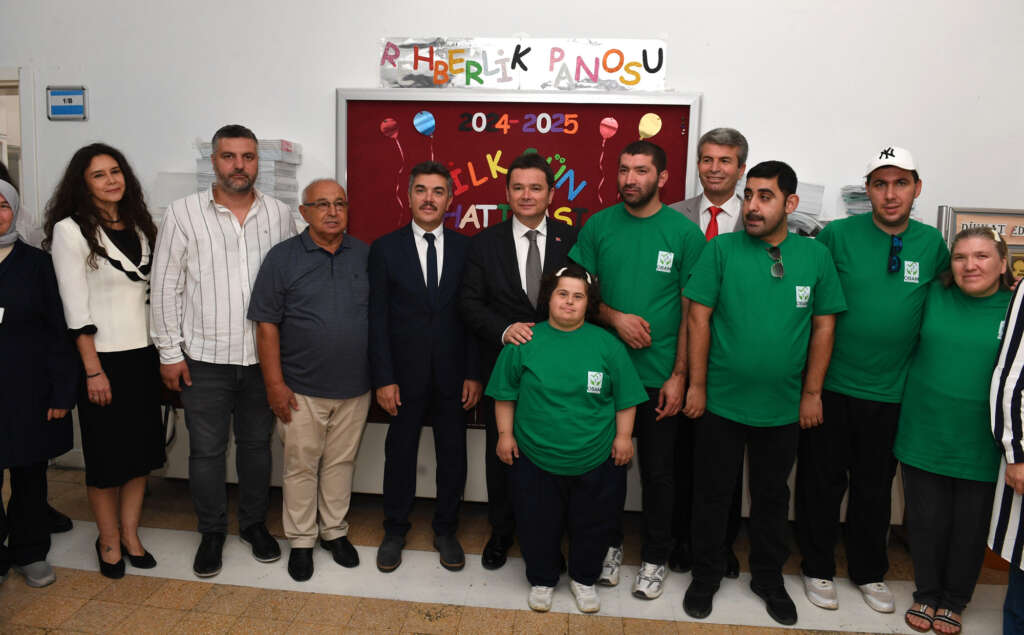 Başkan Aydın, öğrencilerin ilk ders heyecanını paylaştı