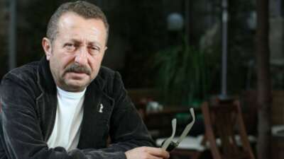 Erkan Can: Beni telefonda dolandırdılar, oyuncu olmama rağmen rollerini yedim