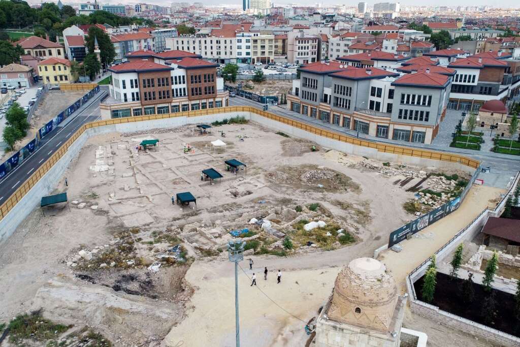 Konya’da 5. yüzyıla ait mozaikler bulundu