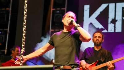 Ünlü şarkıcı Kıraç, kendi konserine giderken kayboldu