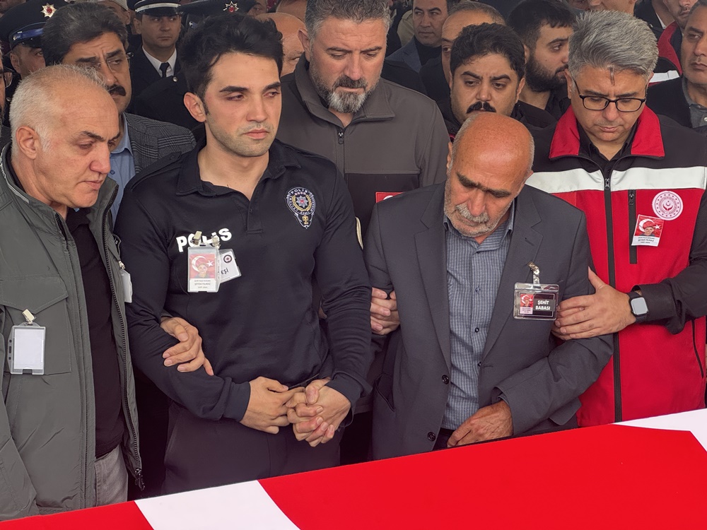 Şehit Polis Şeyda Yılmaz son yolculuğuna uğurlandı - Norm Haber