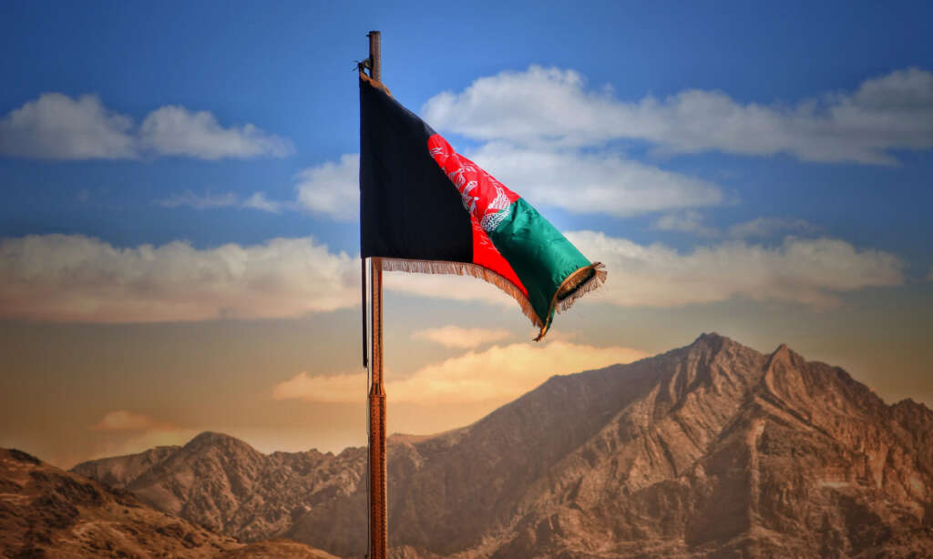 Afganistan’da canlı bomba dehşet saçtı: 6 ölü