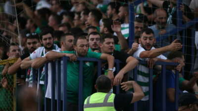 Düzce maçında Bursa taraftarı stadı terk etti