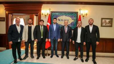 Bursaspor yönetiminden Vali Ayyıldız’a ziyaret