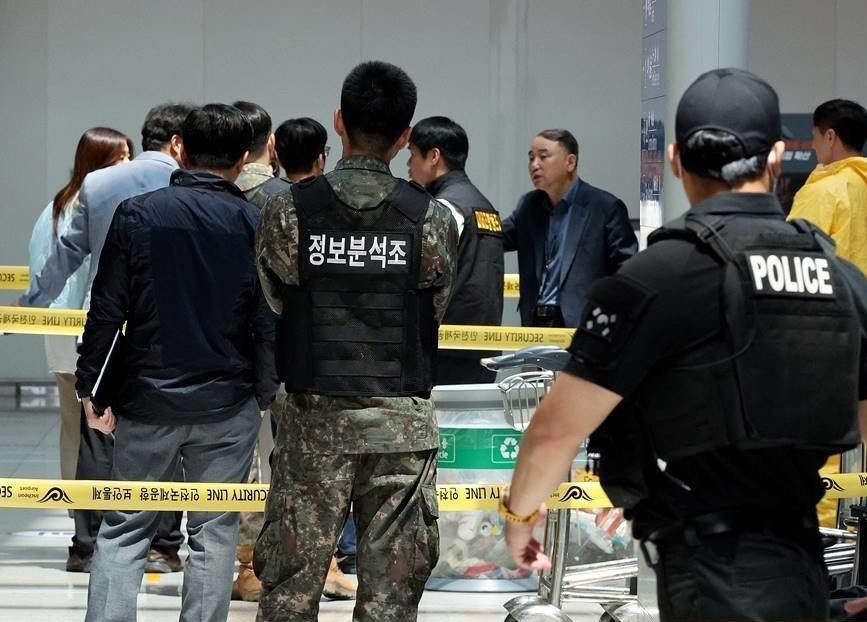 Güney Kore Incheon Uluslararası Havalimanı’nda 300 gerçek mermi bulundu Güney Kore Incheon Uluslararası Havalimanı’nda 300 gerçek mermi bulundu