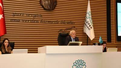 Başkan Özdemir 2 aylık çalışmaları mecliste anlattı