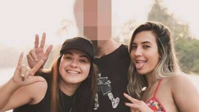 Öldüren fotoğraf! İşareti yanlış anlayıp katlettiler