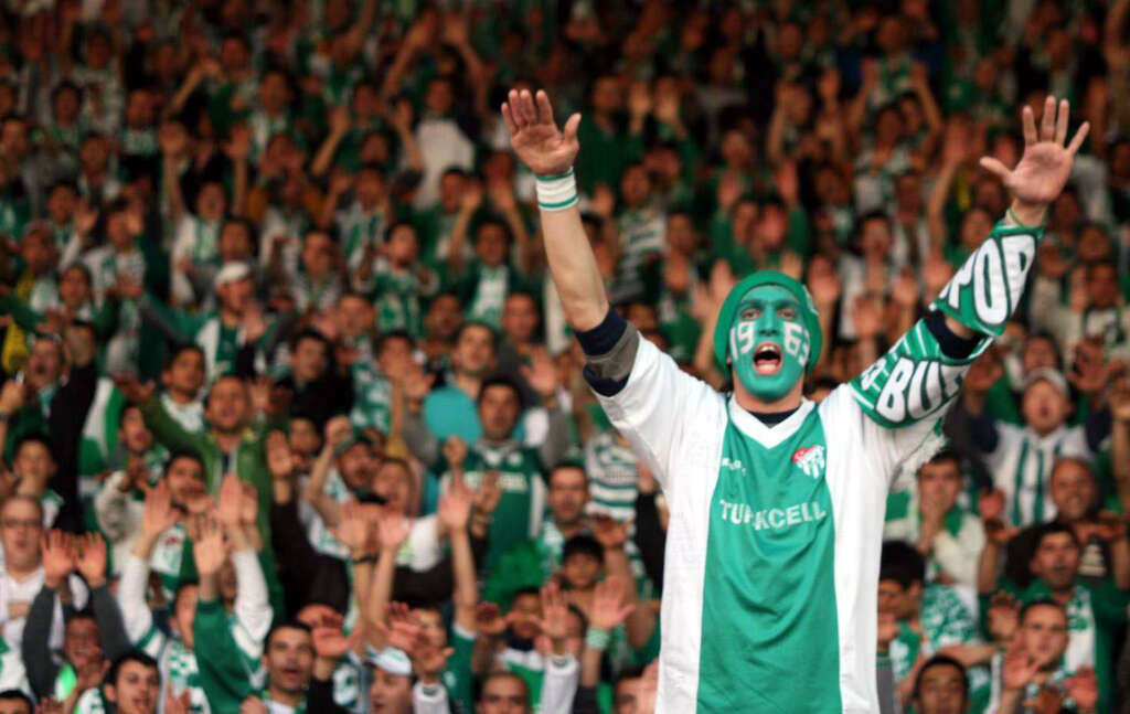 Bursaspor’dan taraftarına kritik uyarı Bursaspor’dan taraftarına kritik uyarı