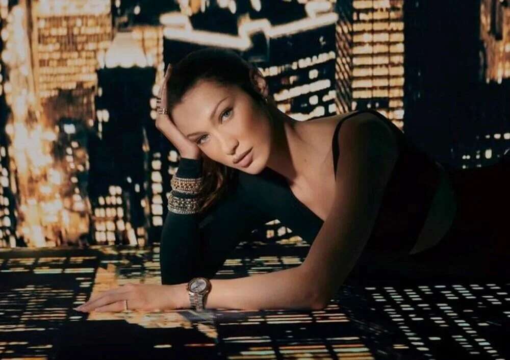 Bella Hadid mücevher markasının yüzü oldu