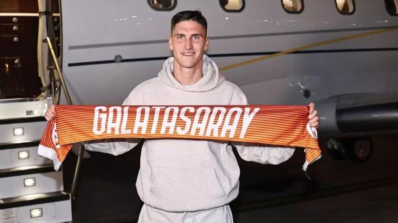 Roland Sallai, Galatasaray’ın ilk Macar futbolcusu oldu Roland Sallai, Galatasaray’ın ilk Macar futbolcusu oldu