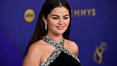 Selena Gomez gala tarzıyla Instagram’a damga vurdu