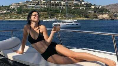 Oyuncu Merve Boluğur’dan yaza veda!