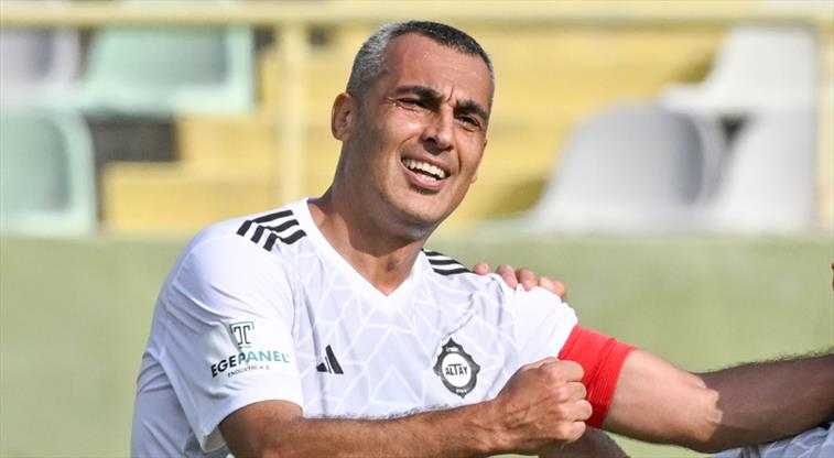 43 yaşındaki Murat Uluç, rekorlara doymuyor