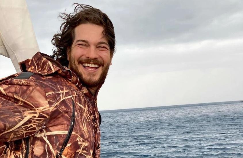 Çağatay Ulusoy dev orkinos avladı!
