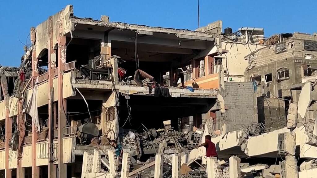 İsrail, Gazze’de sivillerin sığındığı okulu vurdu: 4’ü çocuk 17 ölü İsrail, Gazze’de sivillerin sığındığı okulu vurdu: 4’ü çocuk 17 ölü