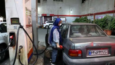 Petrol fiyatları, İran’ın İsrail’e saldırmasıyla yükseldi