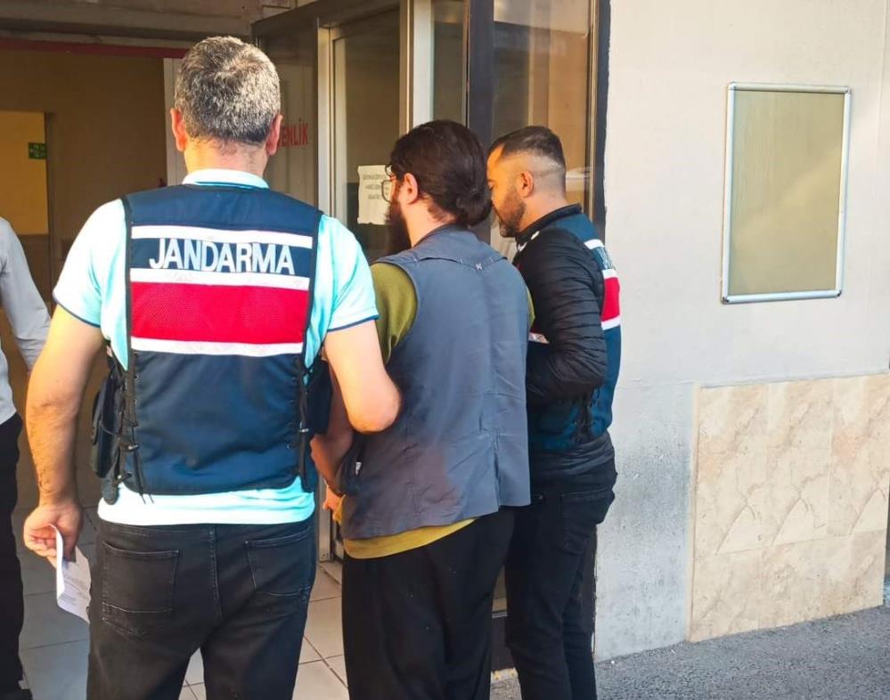 El Kaide örgütüne operasyon: 1 gözaltı El Kaide örgütüne operasyon: 1 gözaltı
