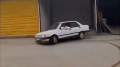 Bursa’da yaptığı drift şovu pahalıya patladı