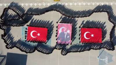 Bursa’da öğrenciler Cumhuriyet Bayramı’nı kutluyor