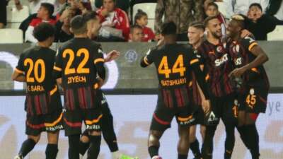 Victor Osimhen’den muazzam gol