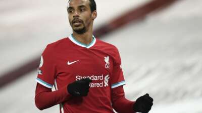 Joel Matip futbolu bıraktığını açıkladı