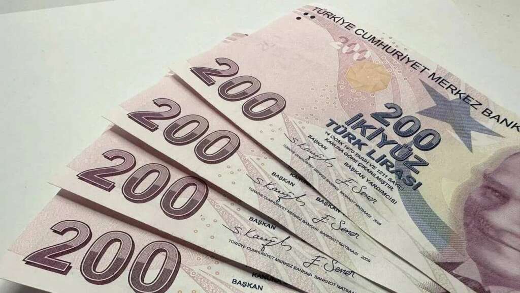 Gözler cuma gününde: Emekli maaşı için dikkat çeken 2 tahmin