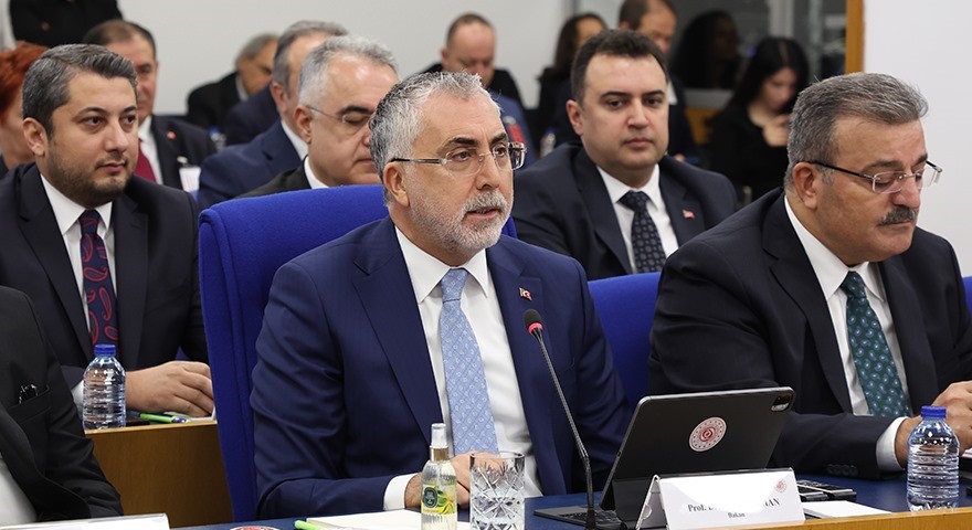 Bakan Işıkhan duyurdu: Binlerce kişinin emekliliği iptal edilecek