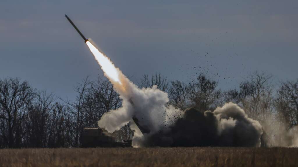 Ukrayna’ya Rusya topraklarına yönelik saldırılarda ABD yapımı silahları kullanmasına izin verildiği iddiası Ukrayna’ya Rusya topraklarına yönelik saldırılarda ABD yapımı silahları kullanmasına izin verildiği iddiası