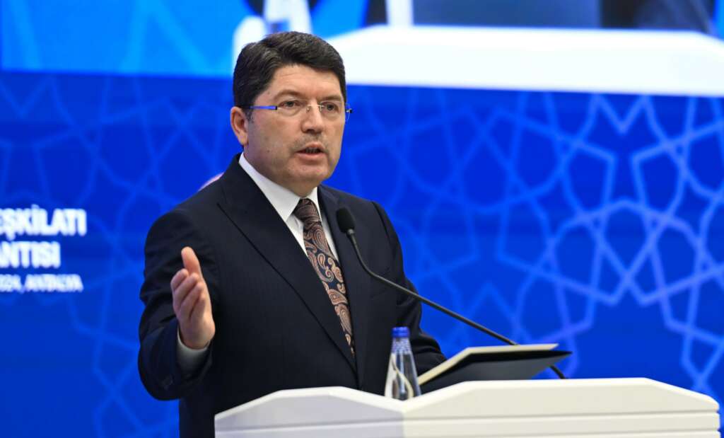 Bakan Tunç: Sosyal ağ sağlayıcıları tedbir almakla yükümlüdür