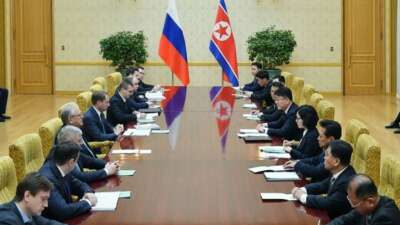 Putin’den Kuzey Kore lideri Kim’e hediye